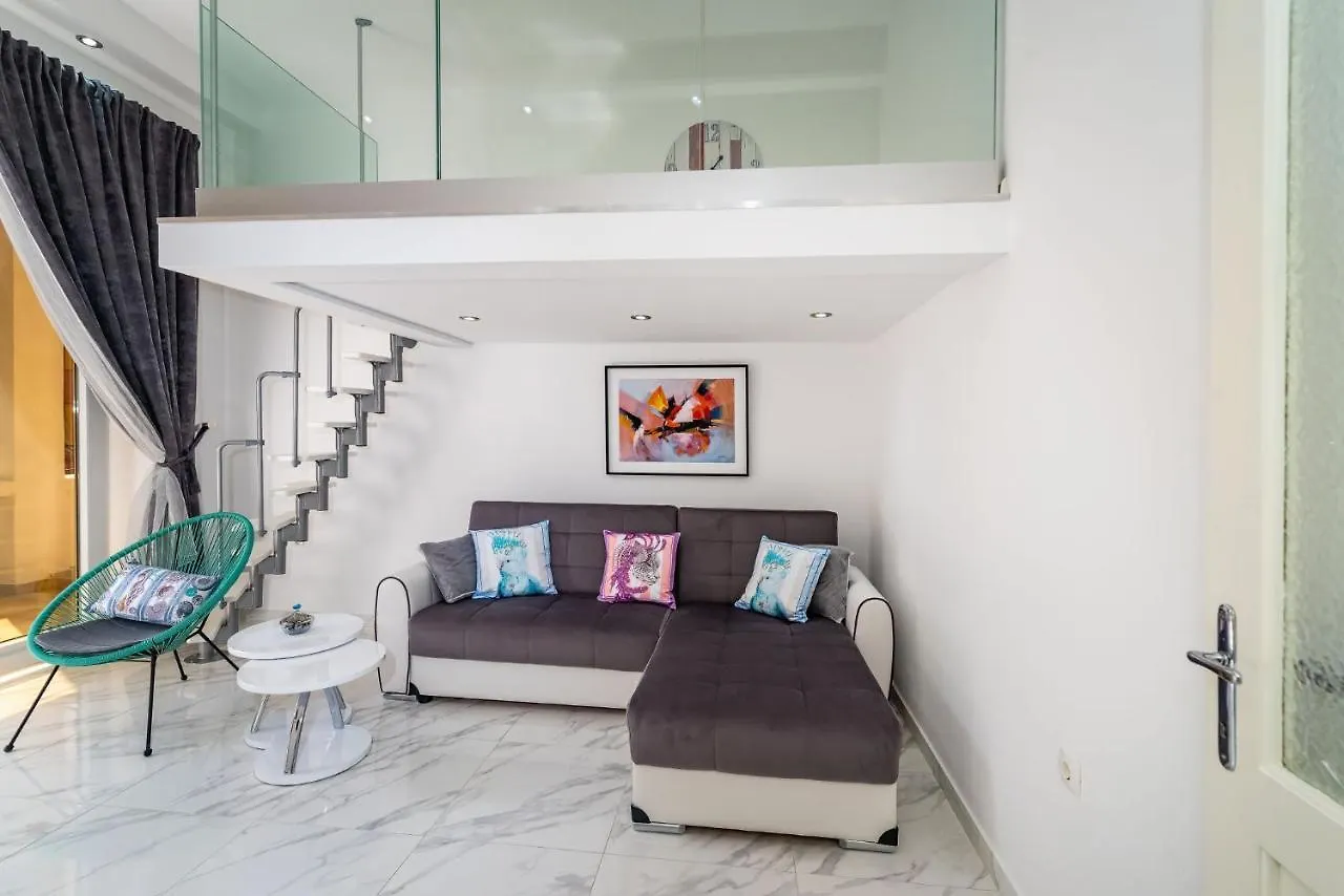 Apartment Zaramaktum 0*, Zadar